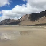 شقة Palmeras Nazaret